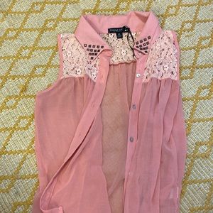 Pink shear tank, medium great condition